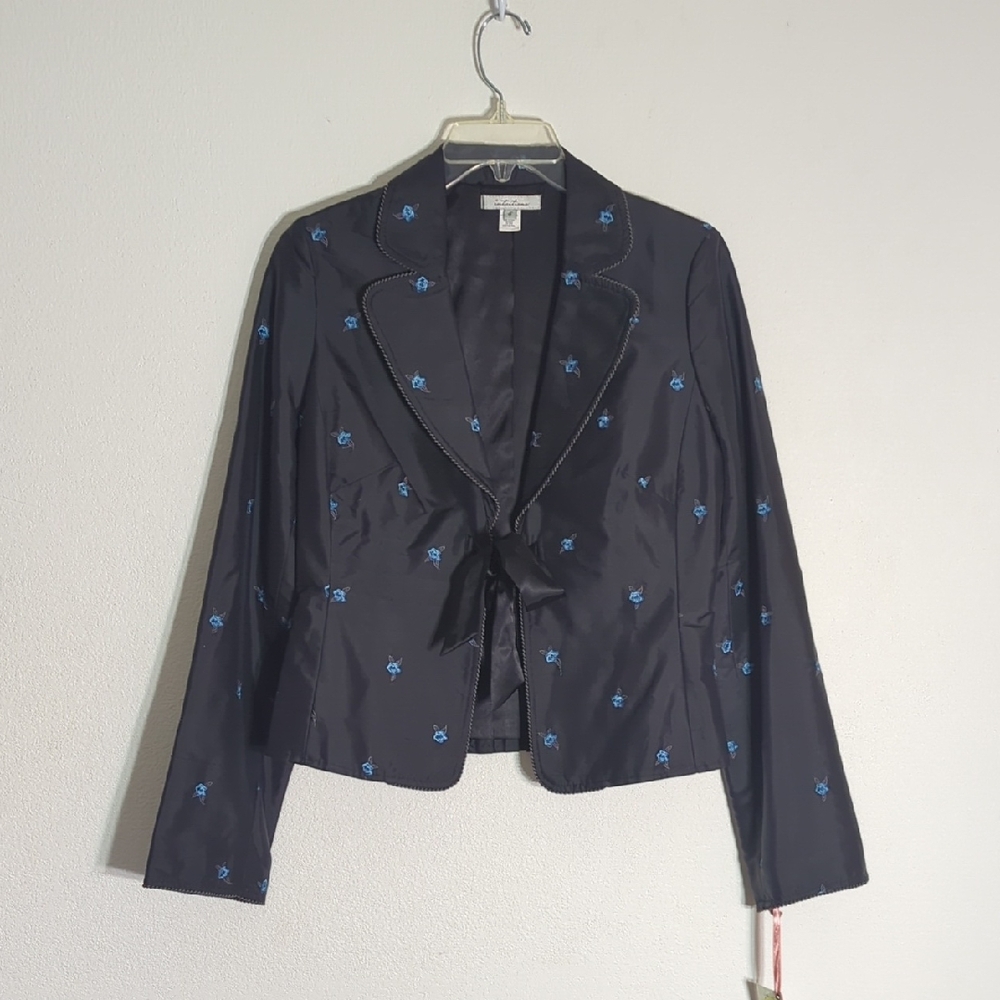 Intuitions Womens Jacket Blazer 100% Silk Floral Embroidery Coquette NWT Size 6‎